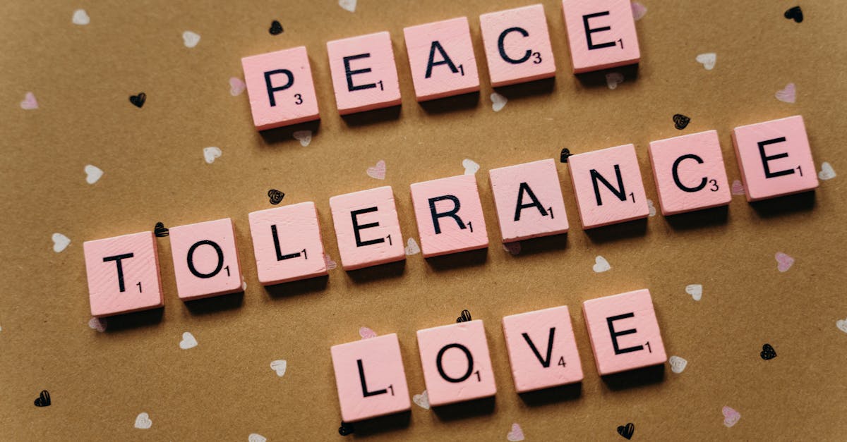 復縁に成功した2人の男女の体験談から学び、希望を見出す読者のイメージ