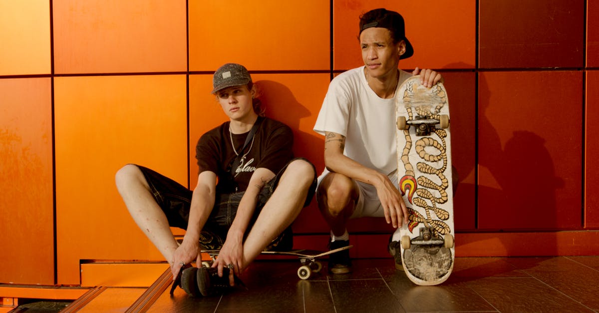 これからの人生に希望を持ち前向きな表情で未来を見据える男性のイメージ