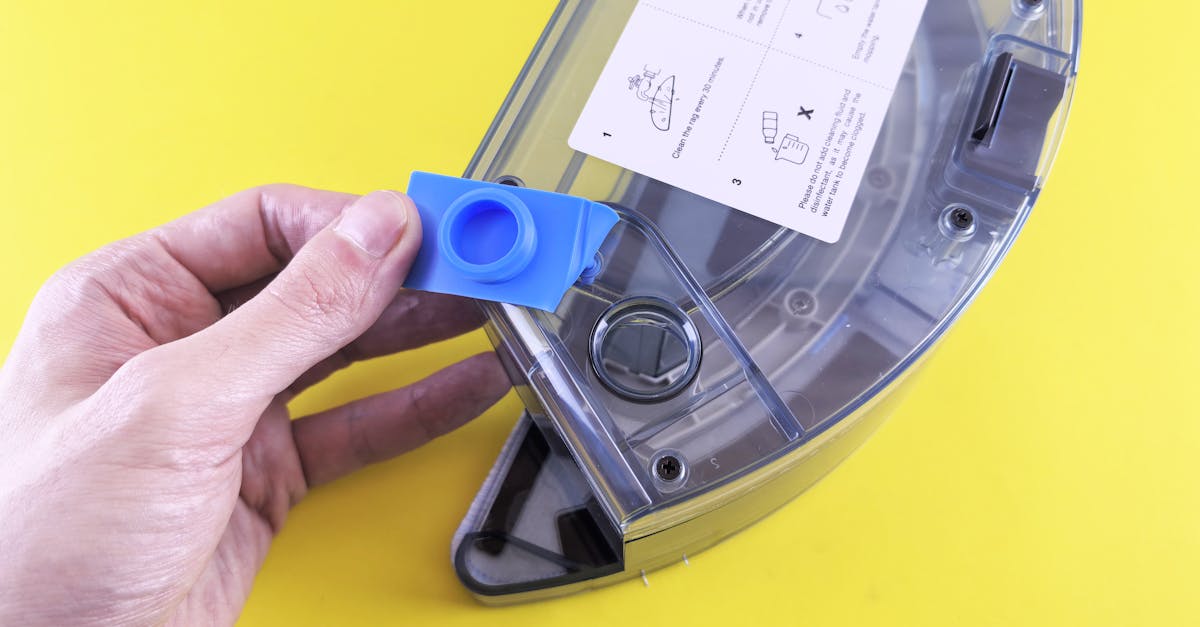 Ulike Air10の購入前にマニュアルを確認する女性。使用前に知っておきたい注意点と対策のイメージ。