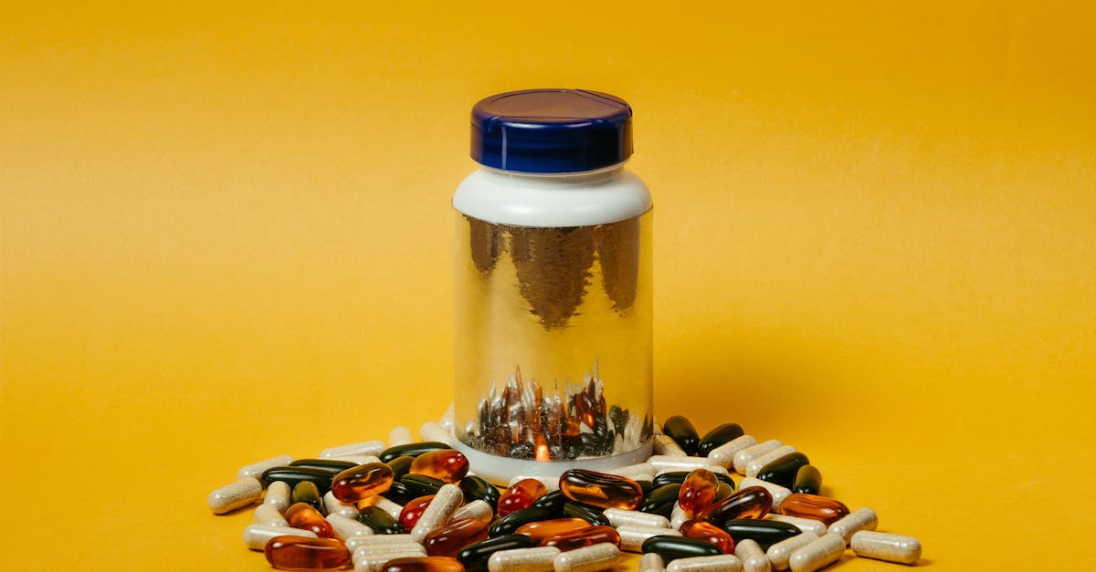 複数の効果を持つ男性向けサプリメントBLAZAR-αの多層的アプローチを図示したイメージ画像