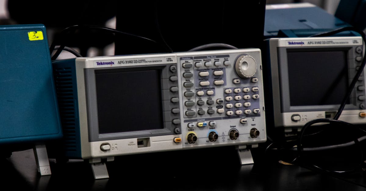 datsの高性能脱毛機と施術を行うスタッフのイメージ