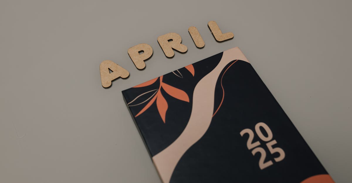 脱毛サロンで月額プランの説明を受ける男性のイメージ