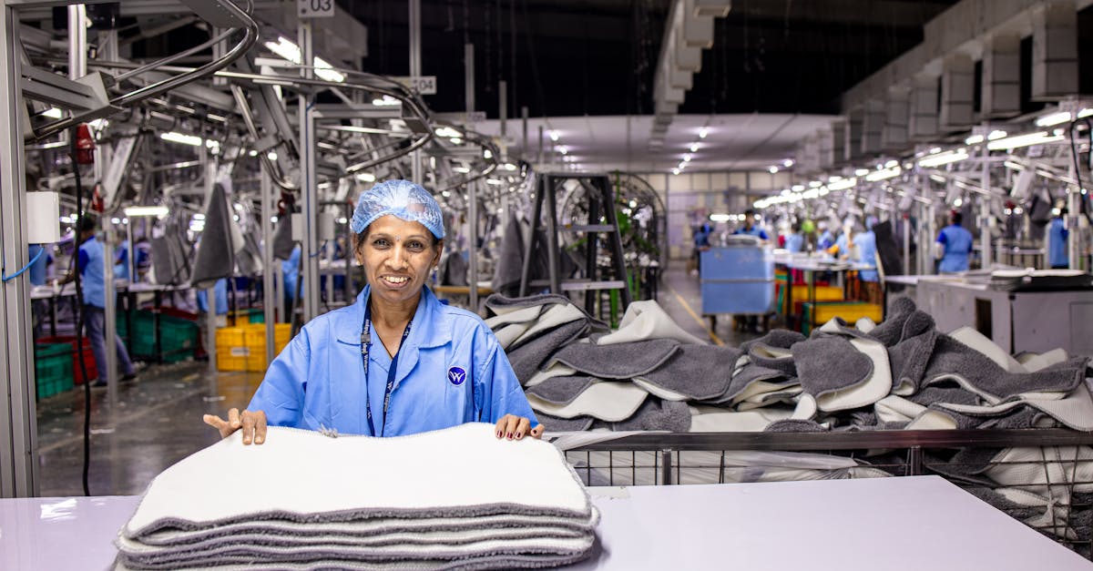 GMP認定工場で厳格に管理されるサプリメント製造工程のイメージ