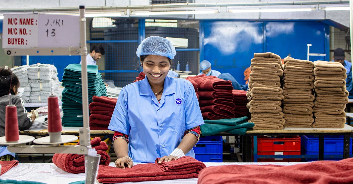 GMP認定工場で厳格に管理されるサプリメント製造工程のイメージ