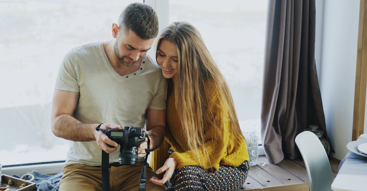 datsに満足して笑顔の男性利用者たちのイメージ画像