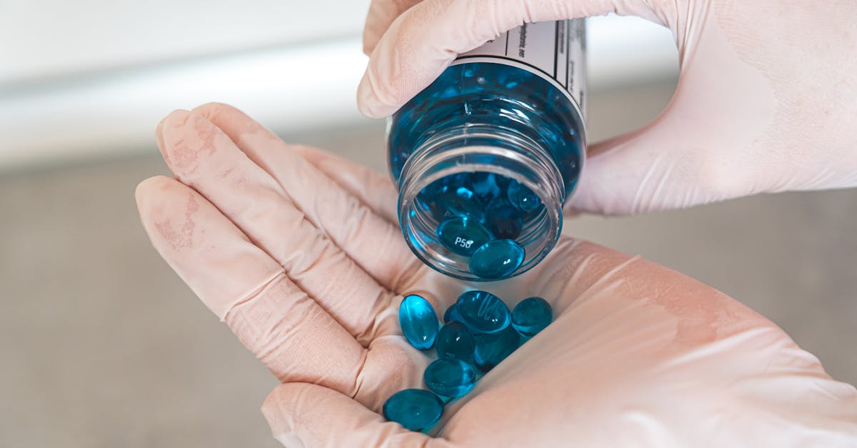 産婦人科医が妊活ゼリーを紹介する様子