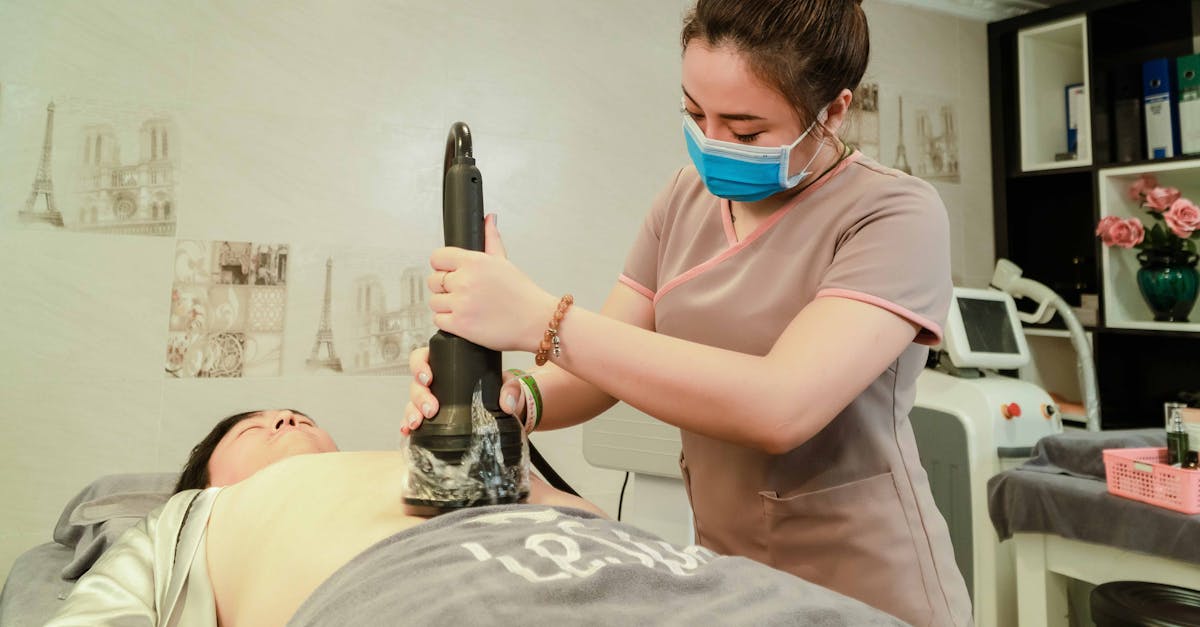 駅から近く通いやすいシロノクリニックの外観イメージ