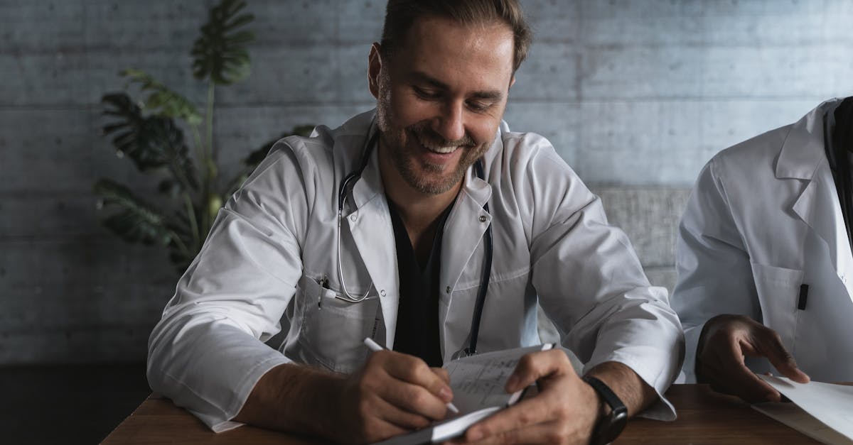 アデランスの無料体験に訪れる男性が店舗に入る瞬間のイメージ