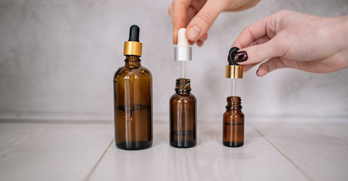 美容液成分が豊富に含まれたファンデーションのイメージ図