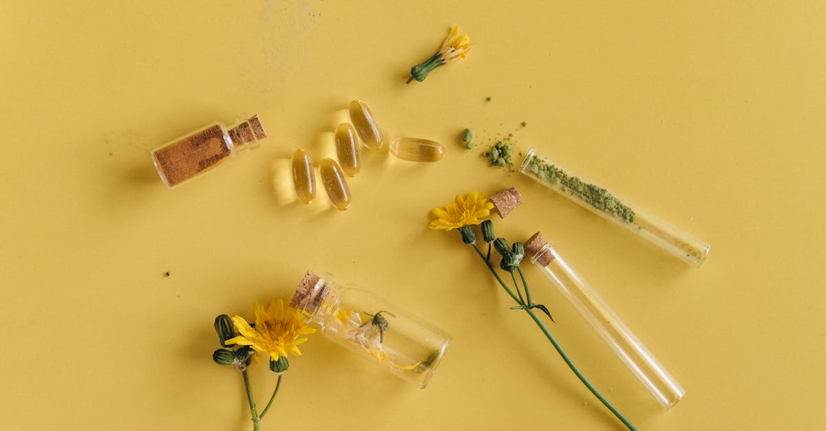 植物エキスを抽出するシーンをイメージ。自然由来の成分が肌を優しく包み込む様子を表現。