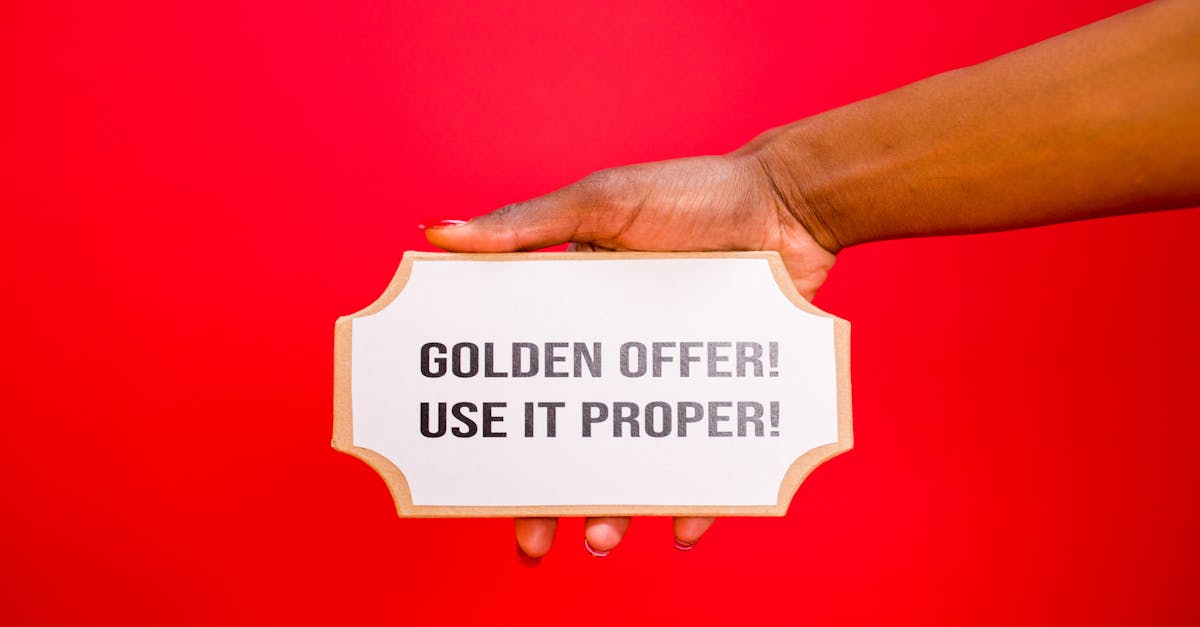 ノビエースの初回割引キャンペーンを示す広告風イメージ。お得さと安心感を表現した画像