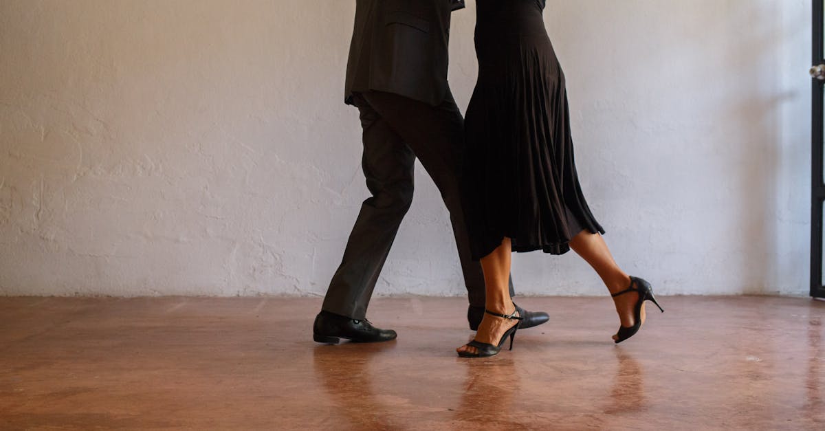 体内の糖と脂肪代謝リズムのバランスを示す科学的な人体イラスト