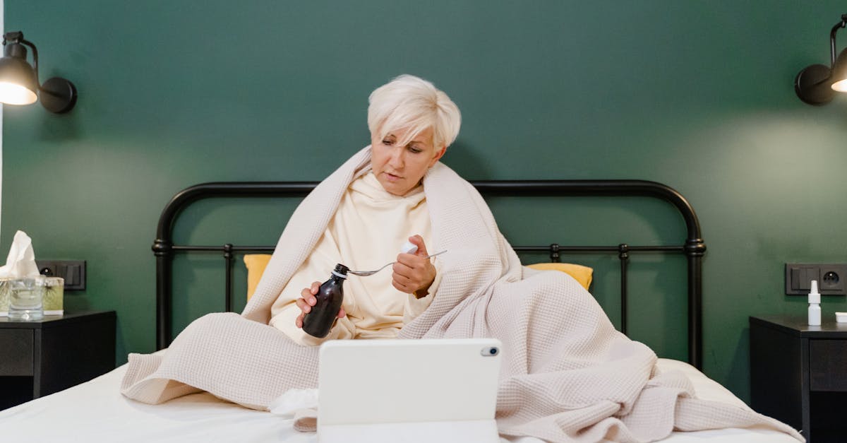 ルナドクターが様々なライフスタイルの女性にフィットする様子を示すイメージ図