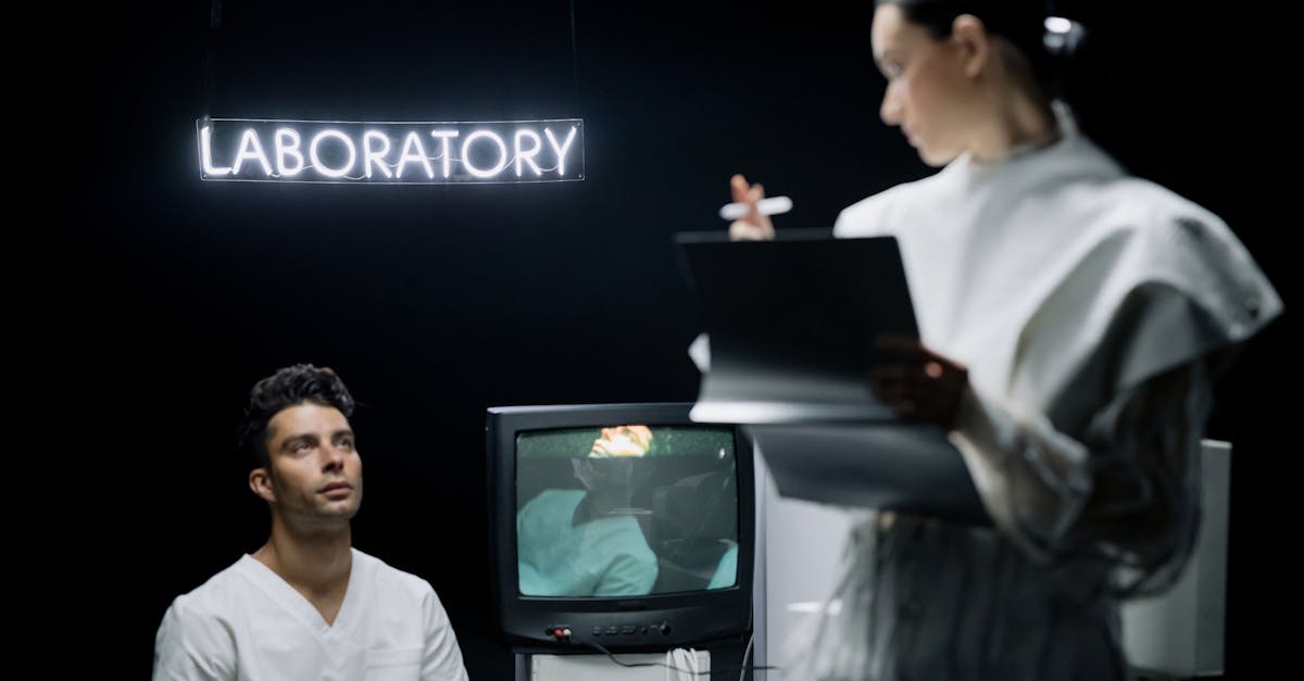 トリピュアのモニターテストデータを示すグラフ。継続摂取による体脂肪率の変化を視覚的に表現。