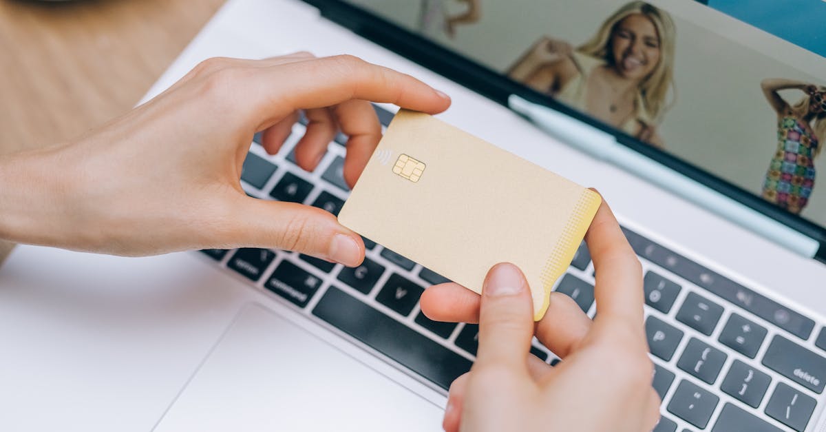 薬用クリアエステヴェールをオンラインで購入するイメージ